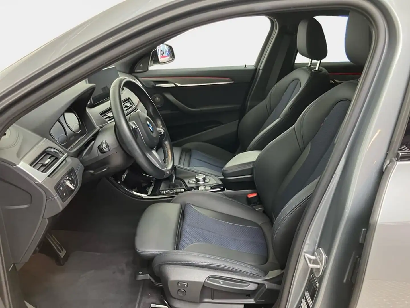 BMW X2 M Sport Grau - 2