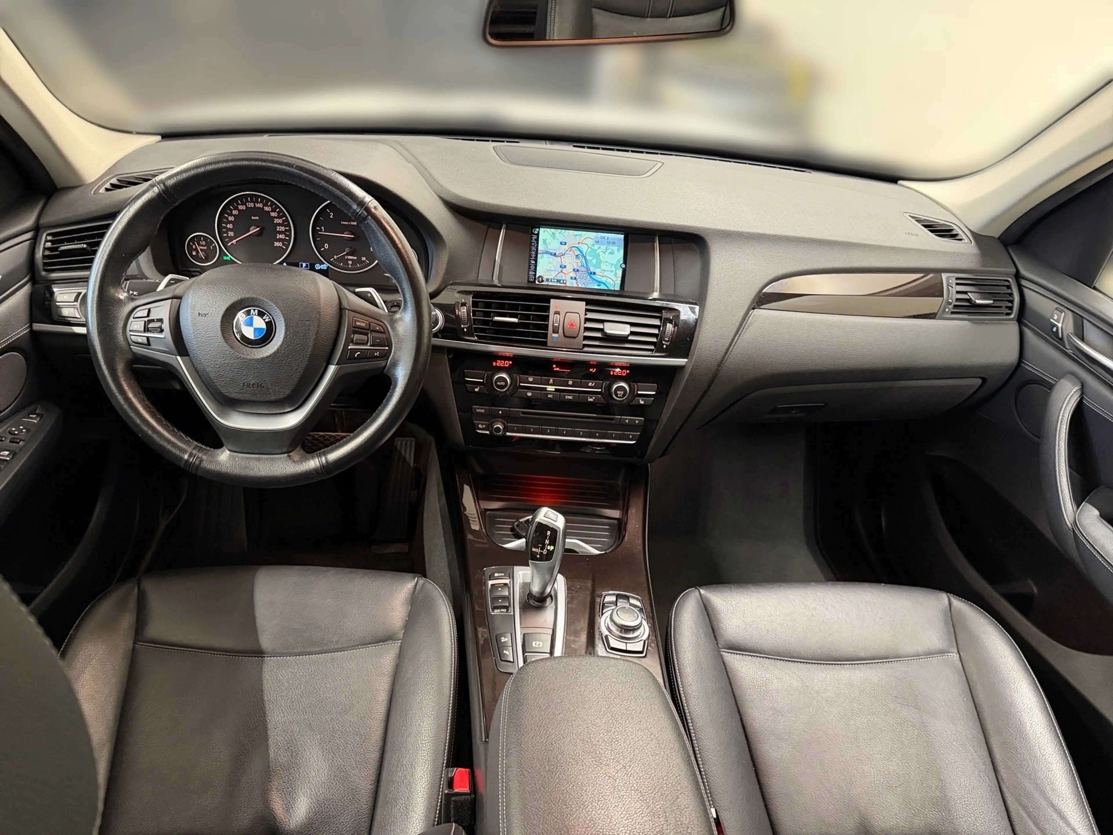 BMW X3 xDrive20d — photo 8