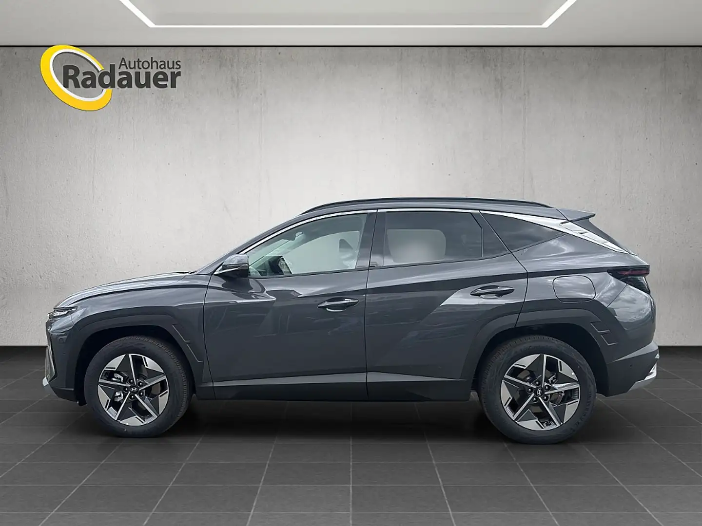 Hyundai TUCSON Tucson 1,6 T-GDI PHEV 4WD Go! Plus Aut. Grijs - 2