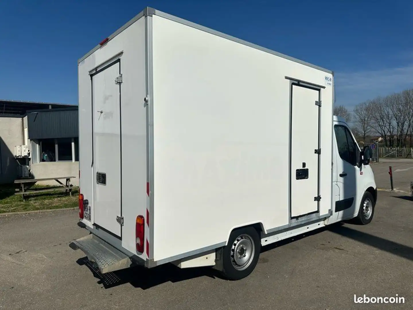 Renault Master 8490 ht frigorifique caisse bi-compartiment - 2