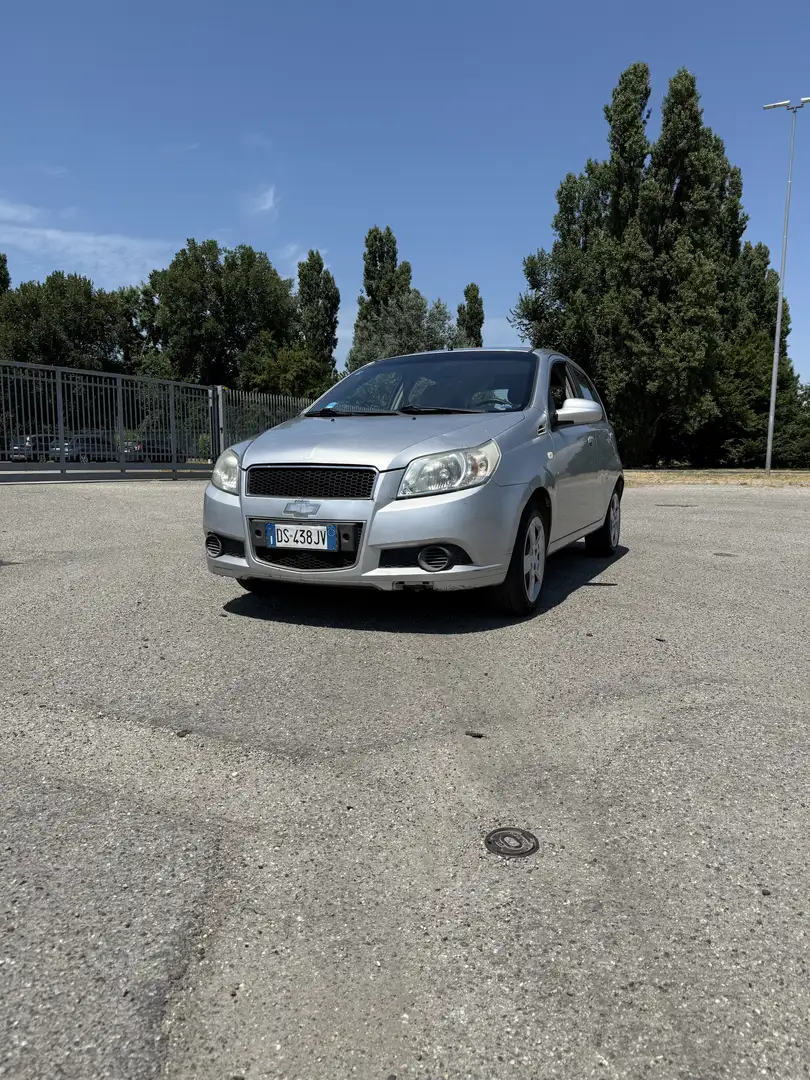 Chevrolet Aveo 5p 1.2 LT - 1
