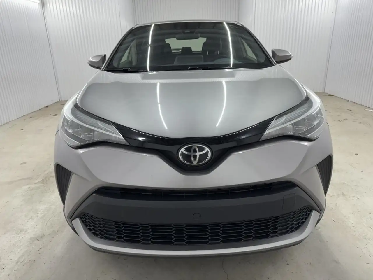 Toyota C-HR снимка Toyota C-HR