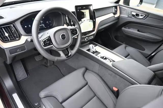 Volvo XC60 view 12