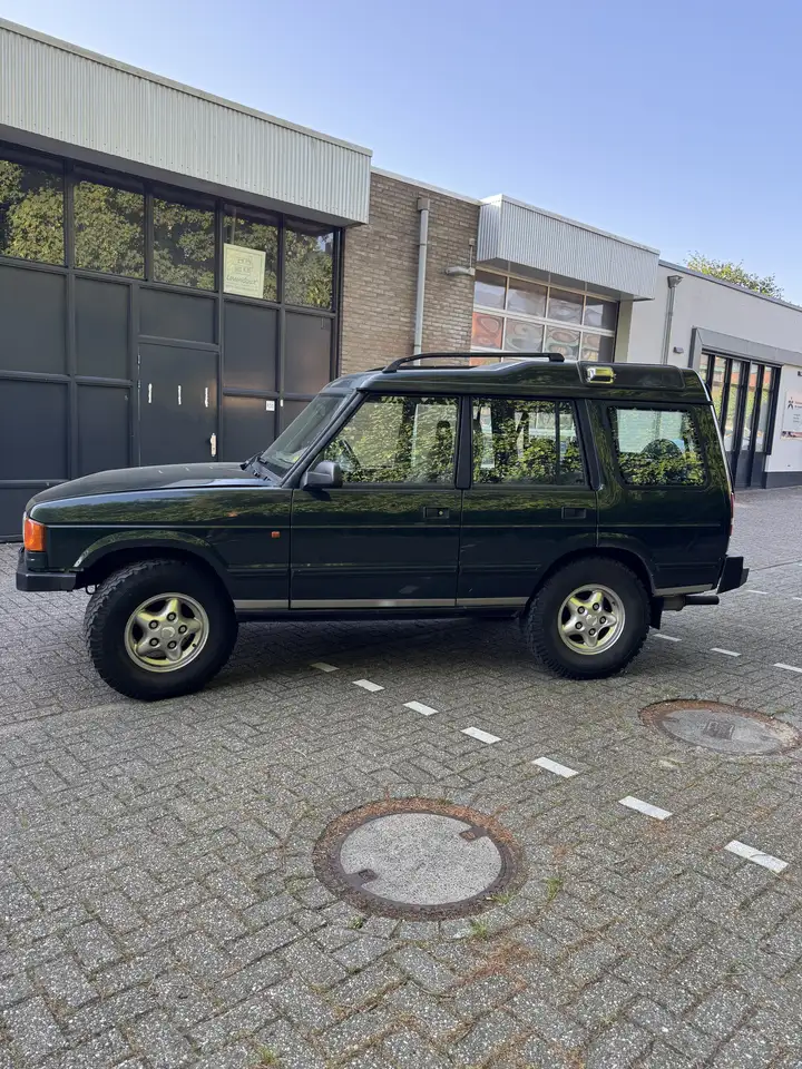 Land Rover Discovery 3.9 S, foto 2