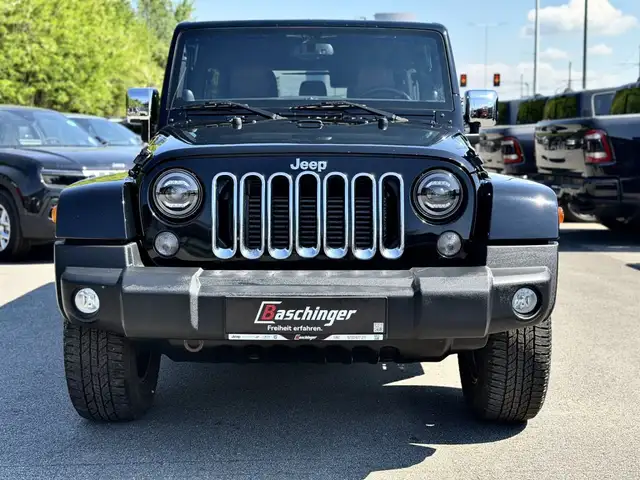 Jeep Wrangler view 2