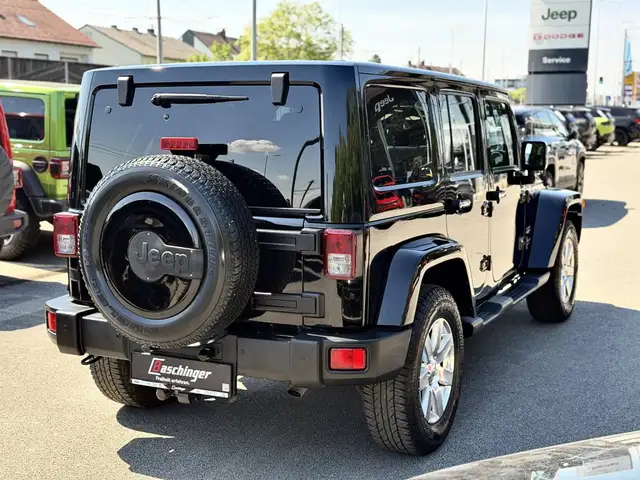 Jeep Wrangler view 10