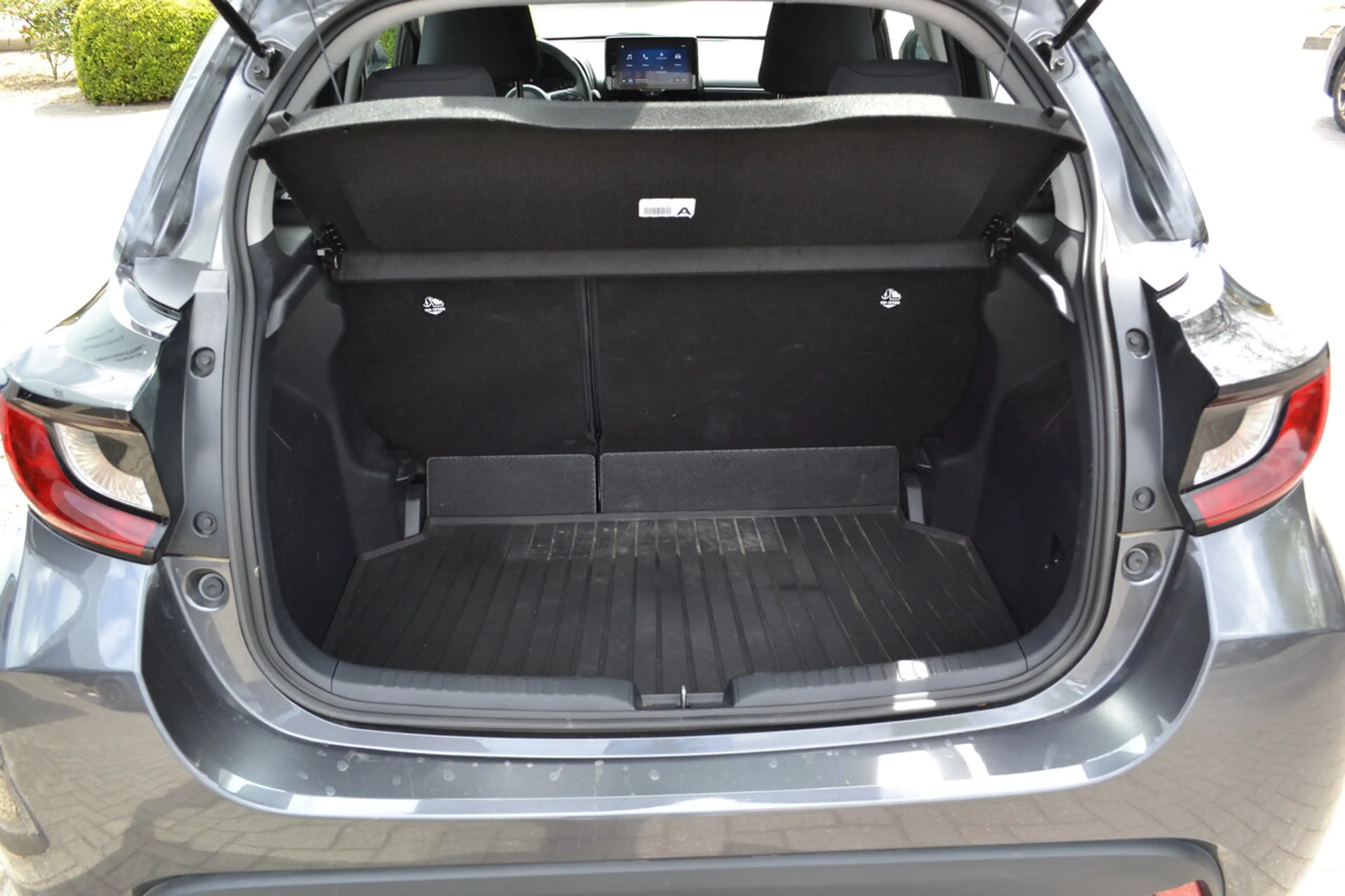 Mazda 2 Full Hybrid - Centre-Line - Garantie 04/2031 — photo 16