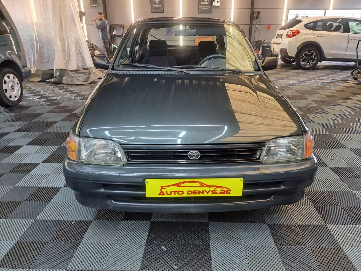 Toyota Starlet 1.0I 119.000 Km. Bj. 1990 3-Deurs Gris - 2
