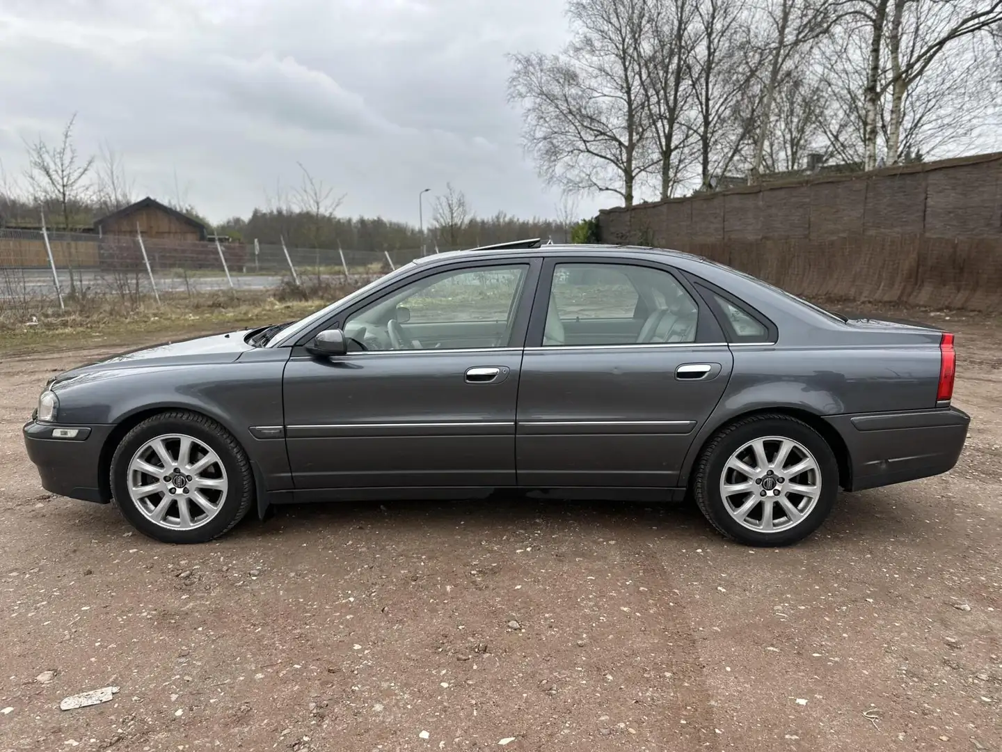 Volvo S80 2.5 T Momentum AIRCO XENON P.SENSOR DAK STOELVERW Grau - 2