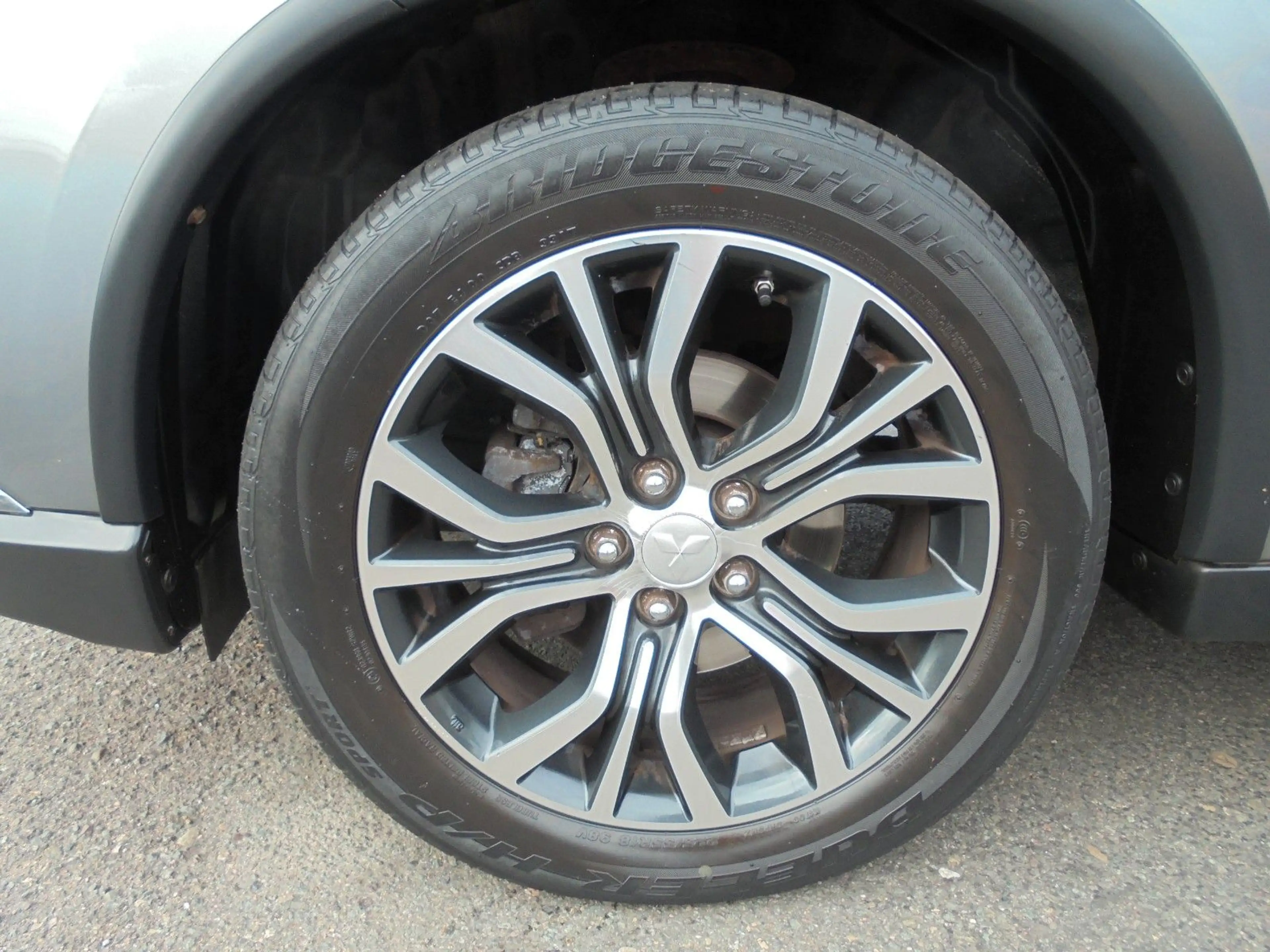 Mitsubishi Outlander Top 4WD — photo 11
