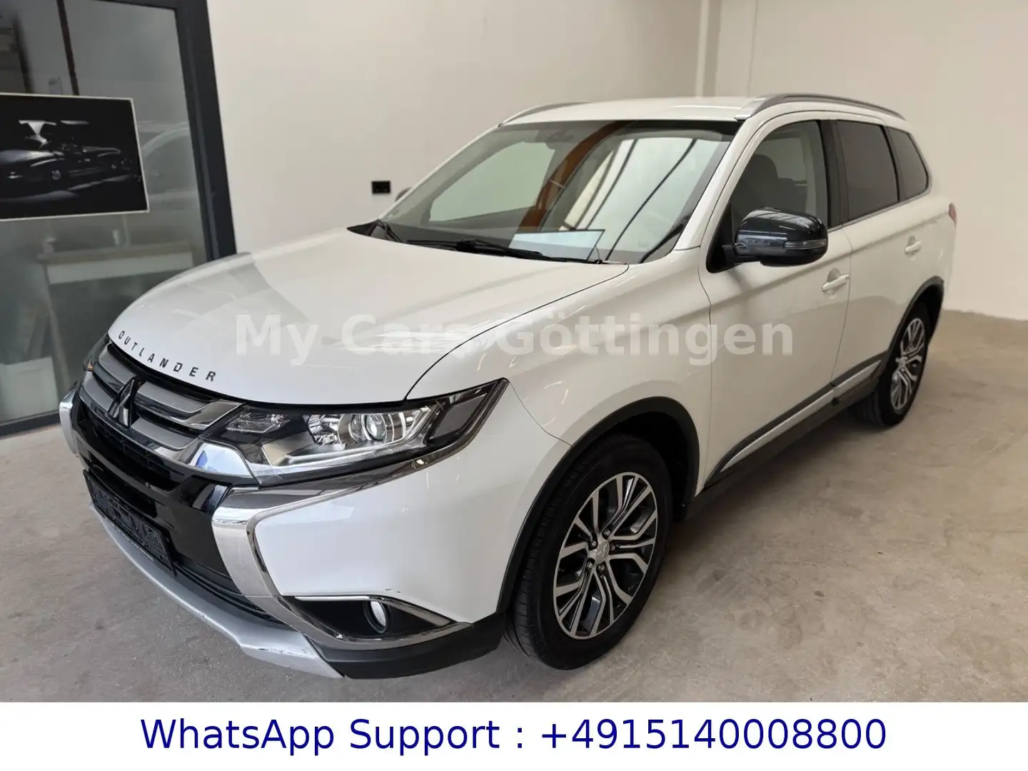 Mitsubishi Outlander Plus 4WD NAVI AHK LED 7.Sitz Blanc - 1