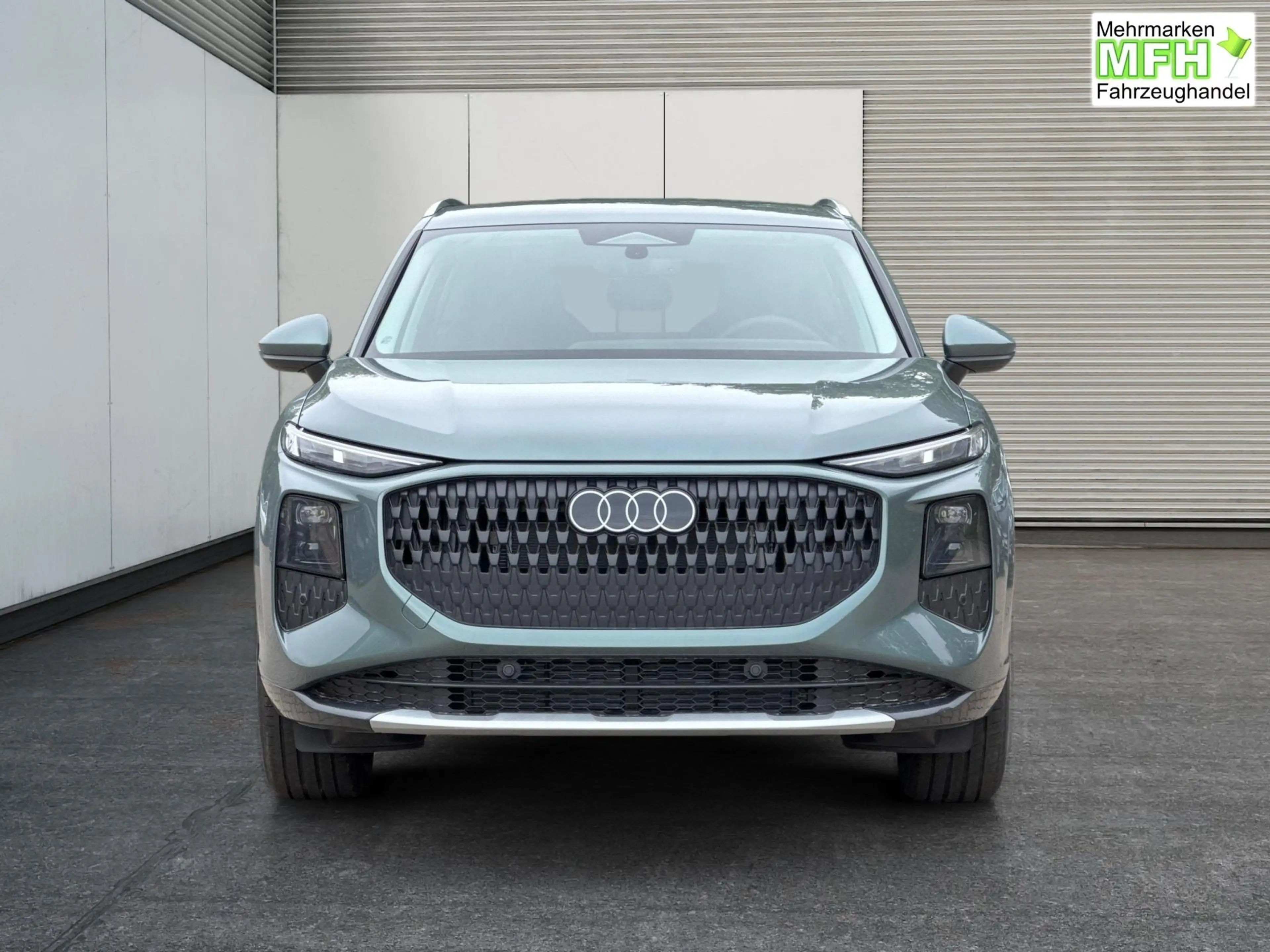 Audi Q3 AHK+KAMERA+NAVI+EL. HECKKL.+LED+17'LM TDI 110 k... — photo 6