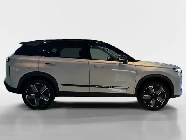 Jaecoo J7 view 6