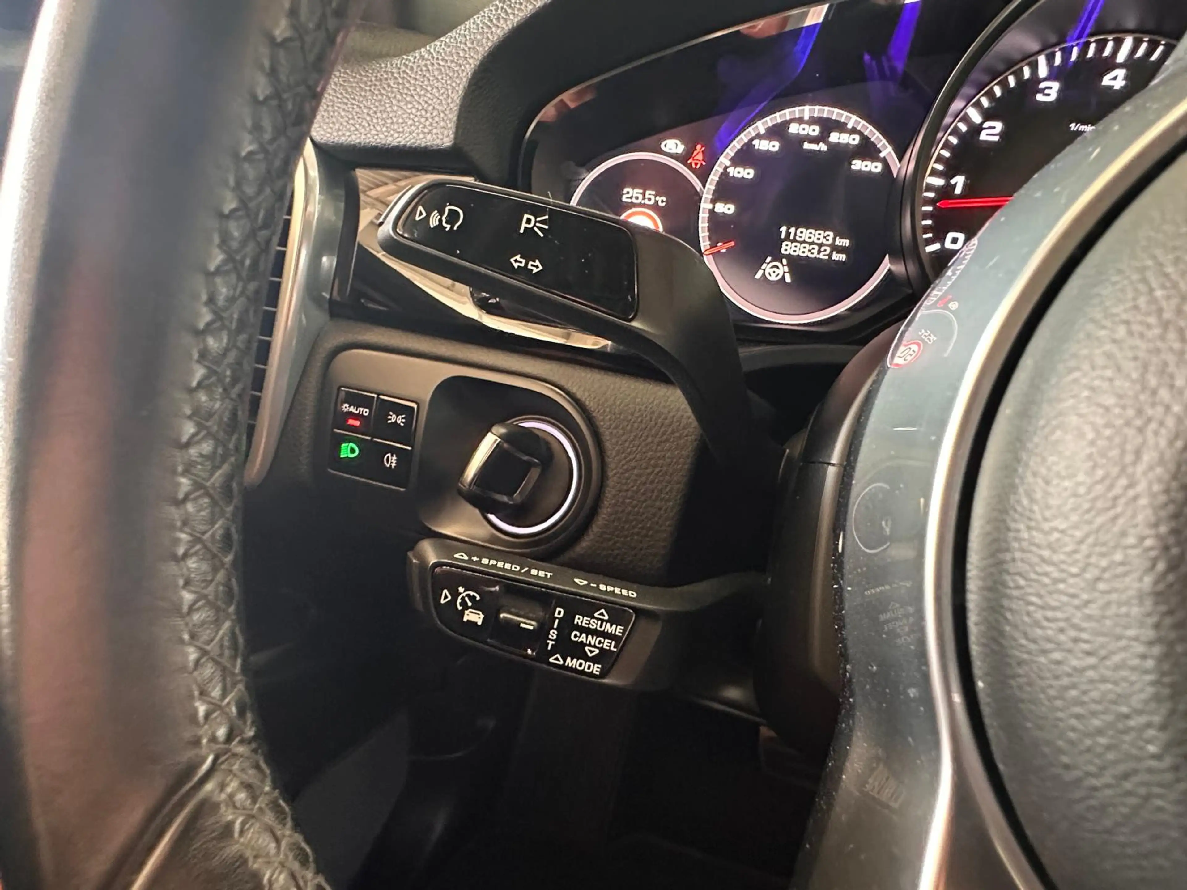 Porsche Cayenne S STNDHZG PANO 14WEGE ACC LANE TOTWINK — photo 13