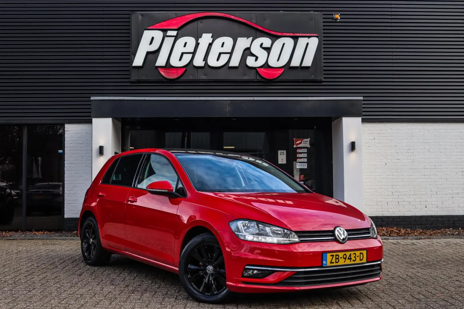 Volkswagen Golf 1.6 TDI FACELIFT NAP ACC DSG PDC CARPLAY Rot - 1