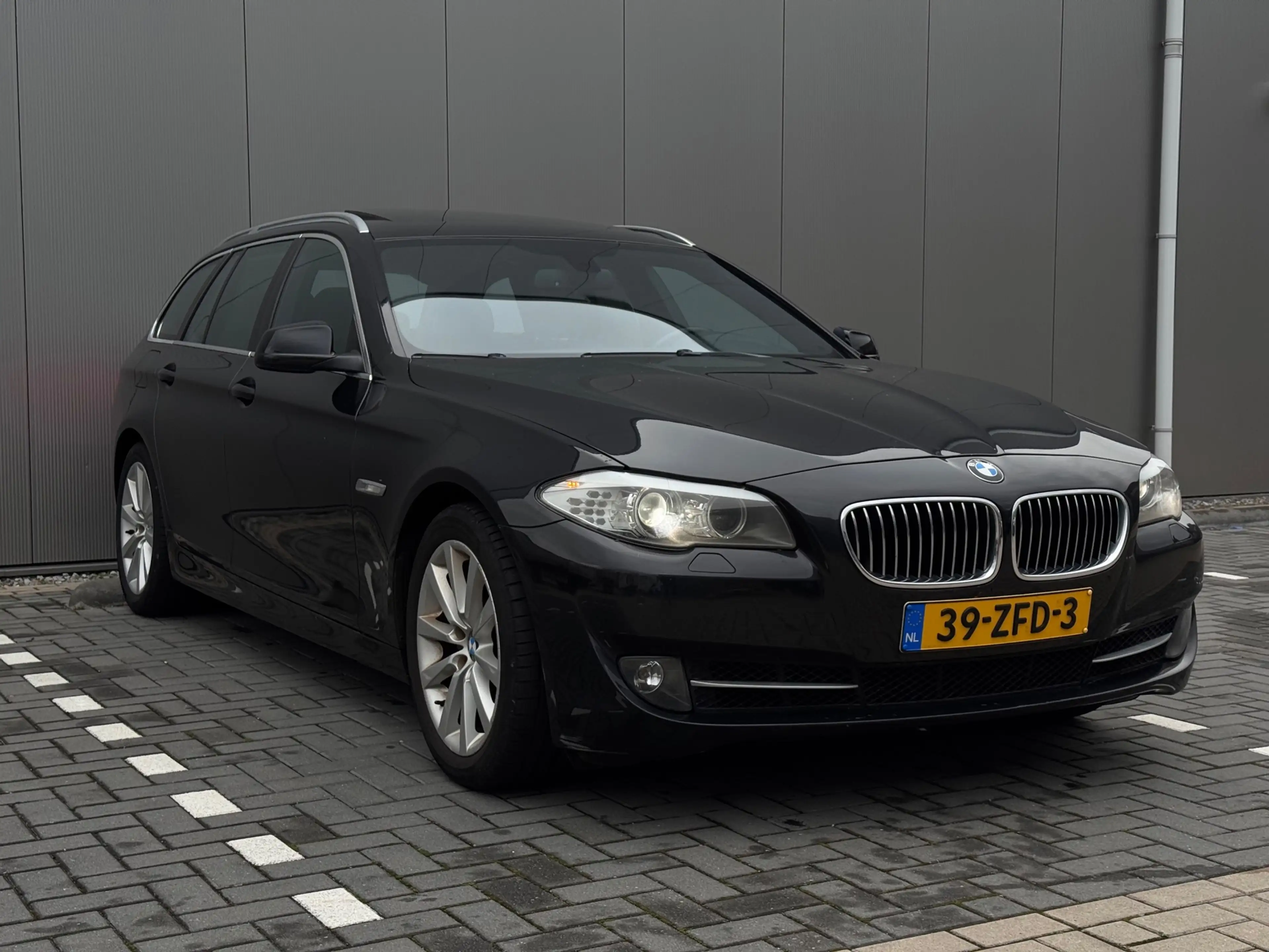 BMW 520 5-serie Touring 520i High Executive | Panoramadak — photo 5