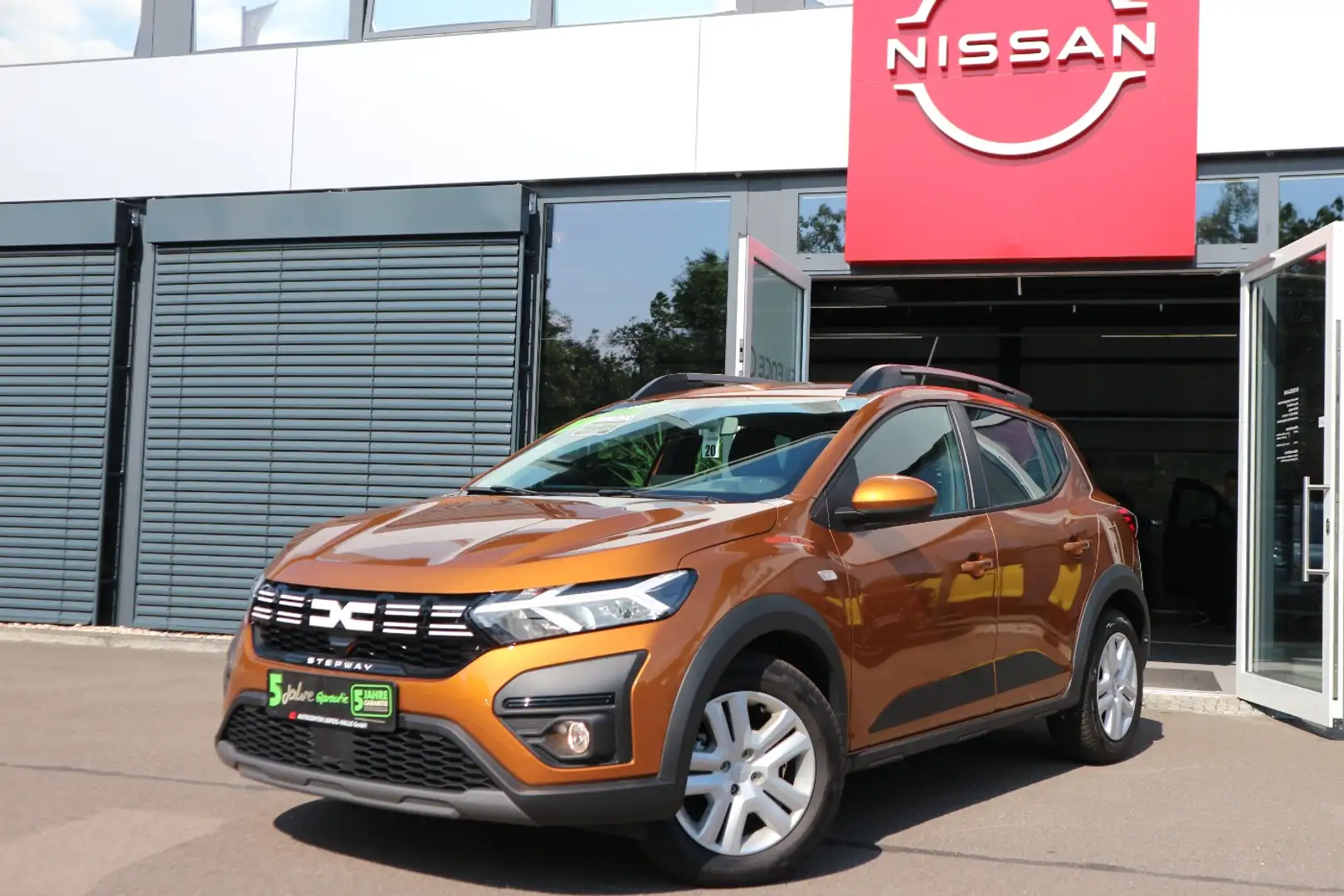Dacia Sandero 1.0 TCe 90 Stepway AAC SHZ LED Carplay Oranje - 2