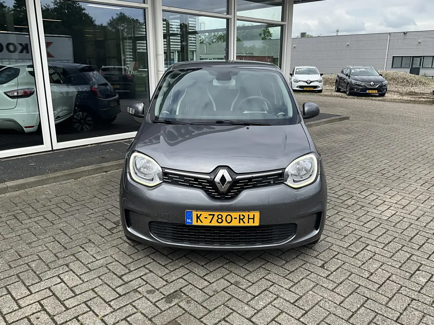 Renault Twingo 1.0 SCe Intens Grijs - 2
