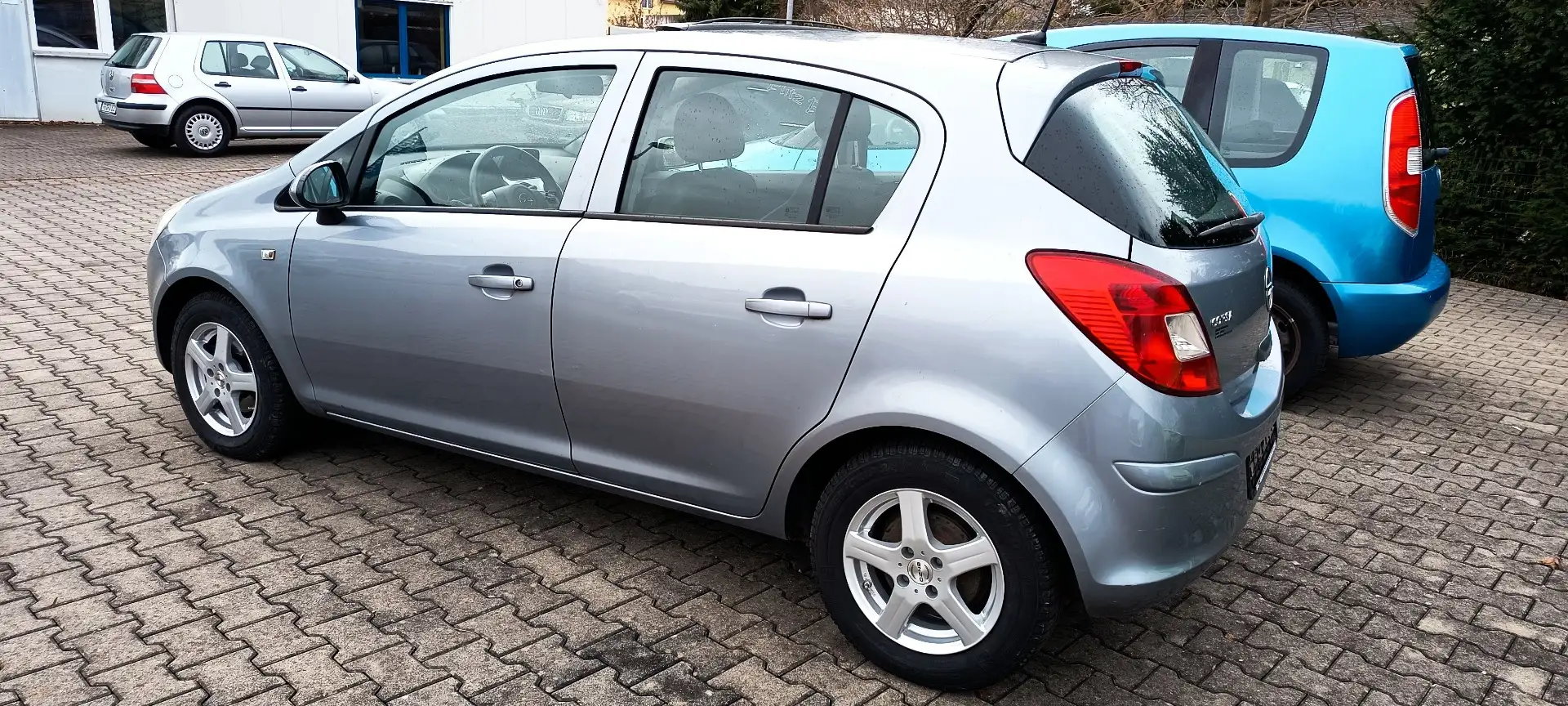 Opel Corsa Edition/Navi Gris - 2