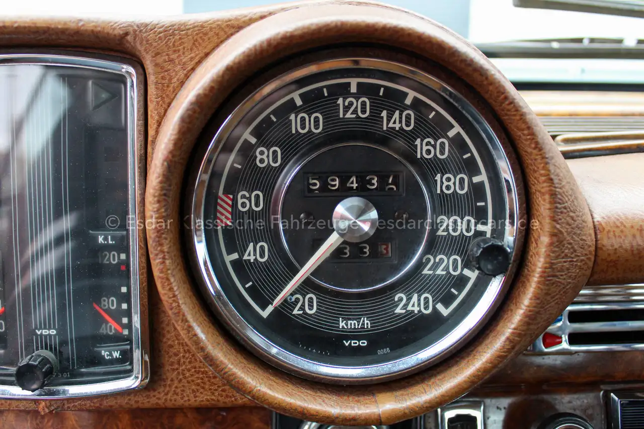 Mercedes-Benz 280 W111 280SE 3.5, foto 11