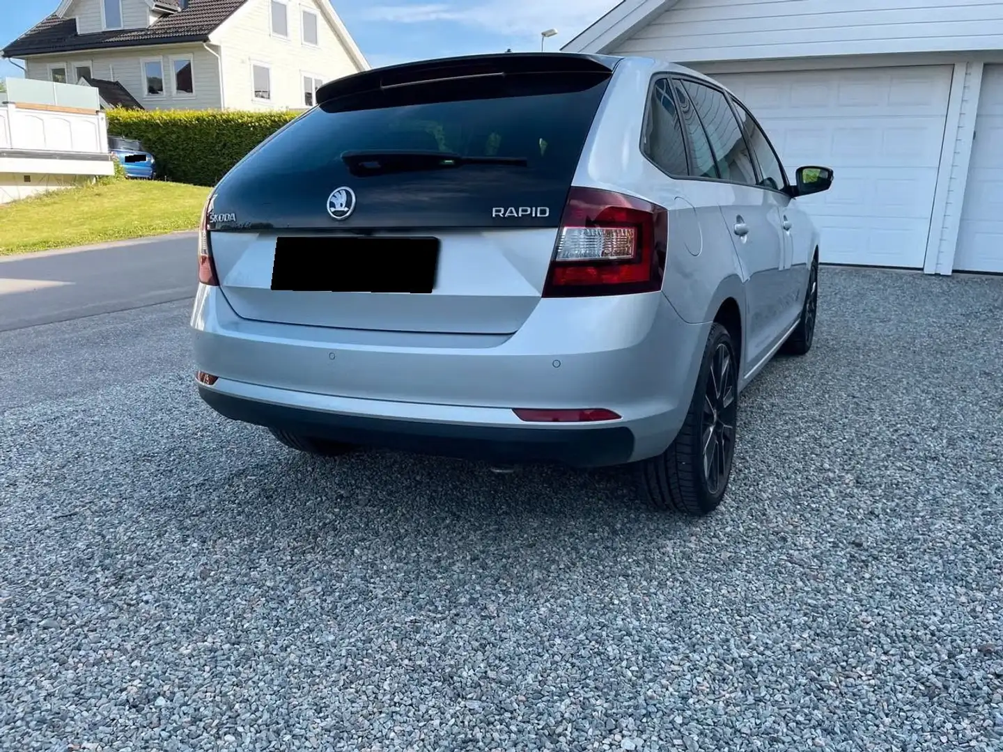 Skoda Rapid/Spaceback Grijs - 1