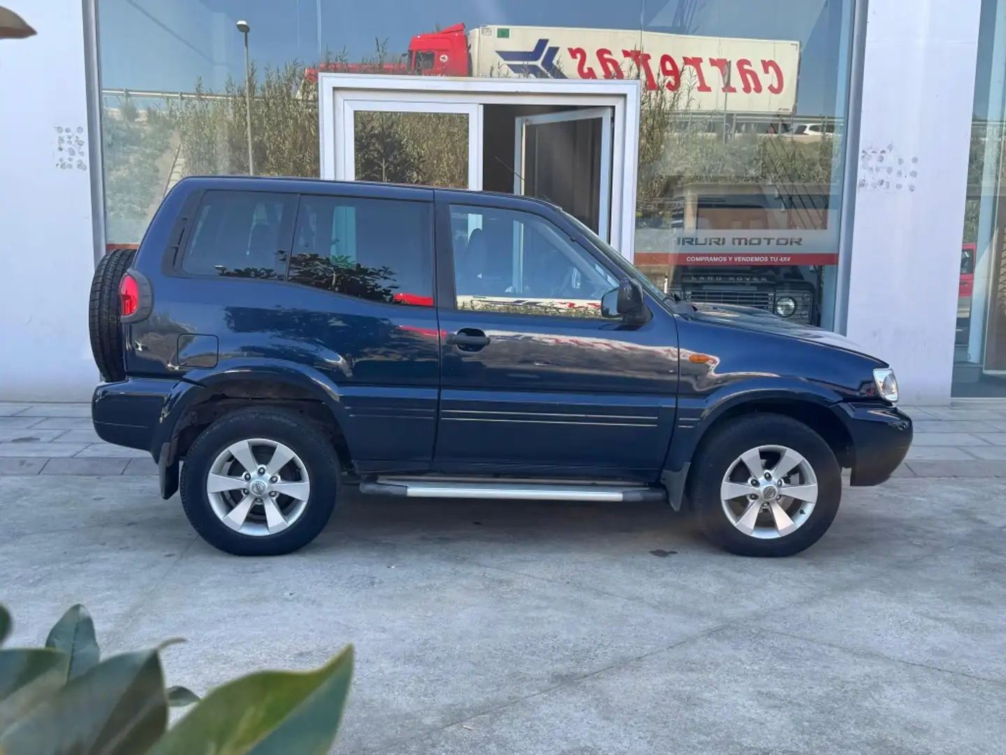 Nissan Terrano 2.7 TDI Sport Azul - 1