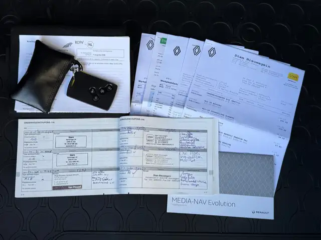 Renault Clio view 9