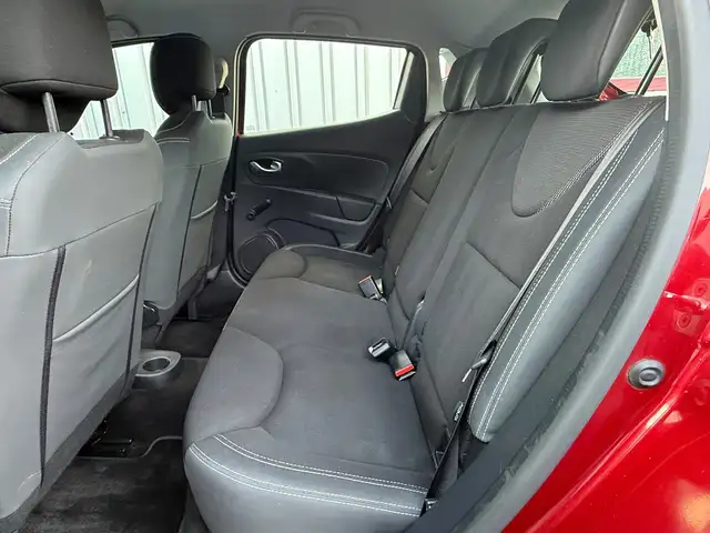 Renault Clio view 13