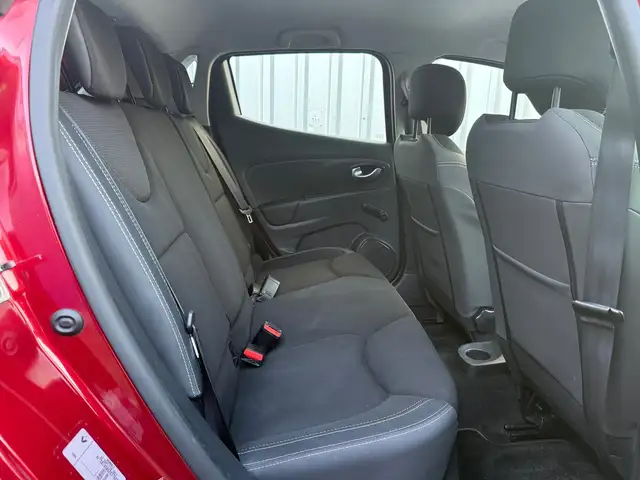 Renault Clio view 14