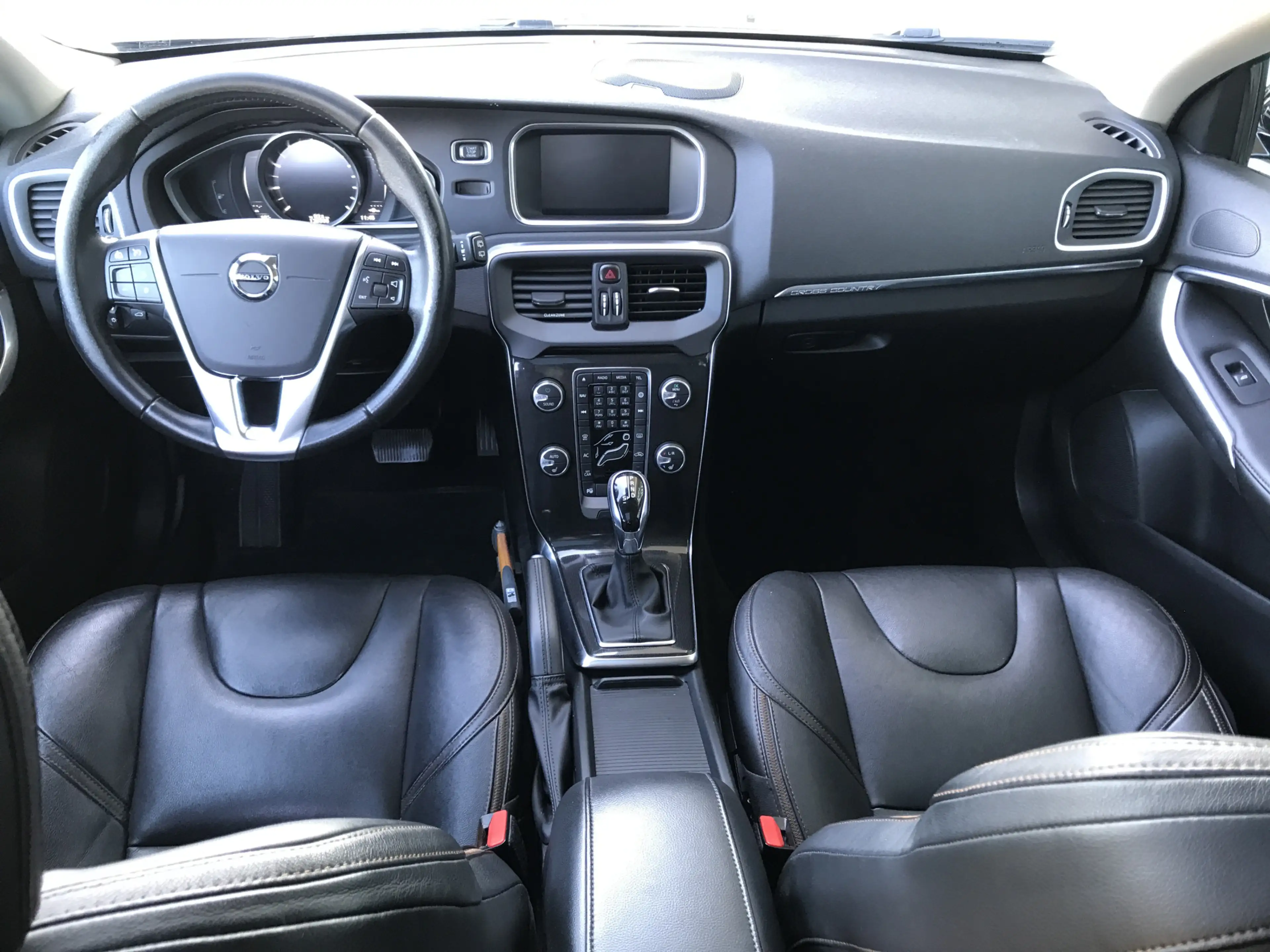 Volvo V40 Cross Country 1.5 T3 Polar+ Luxury Automaat | Rijklaar incl 12 m — photo 7
