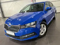 Skoda Superb 2.0 TDI Lim. *LED*Navi*PDC*CarPlay*Temp*