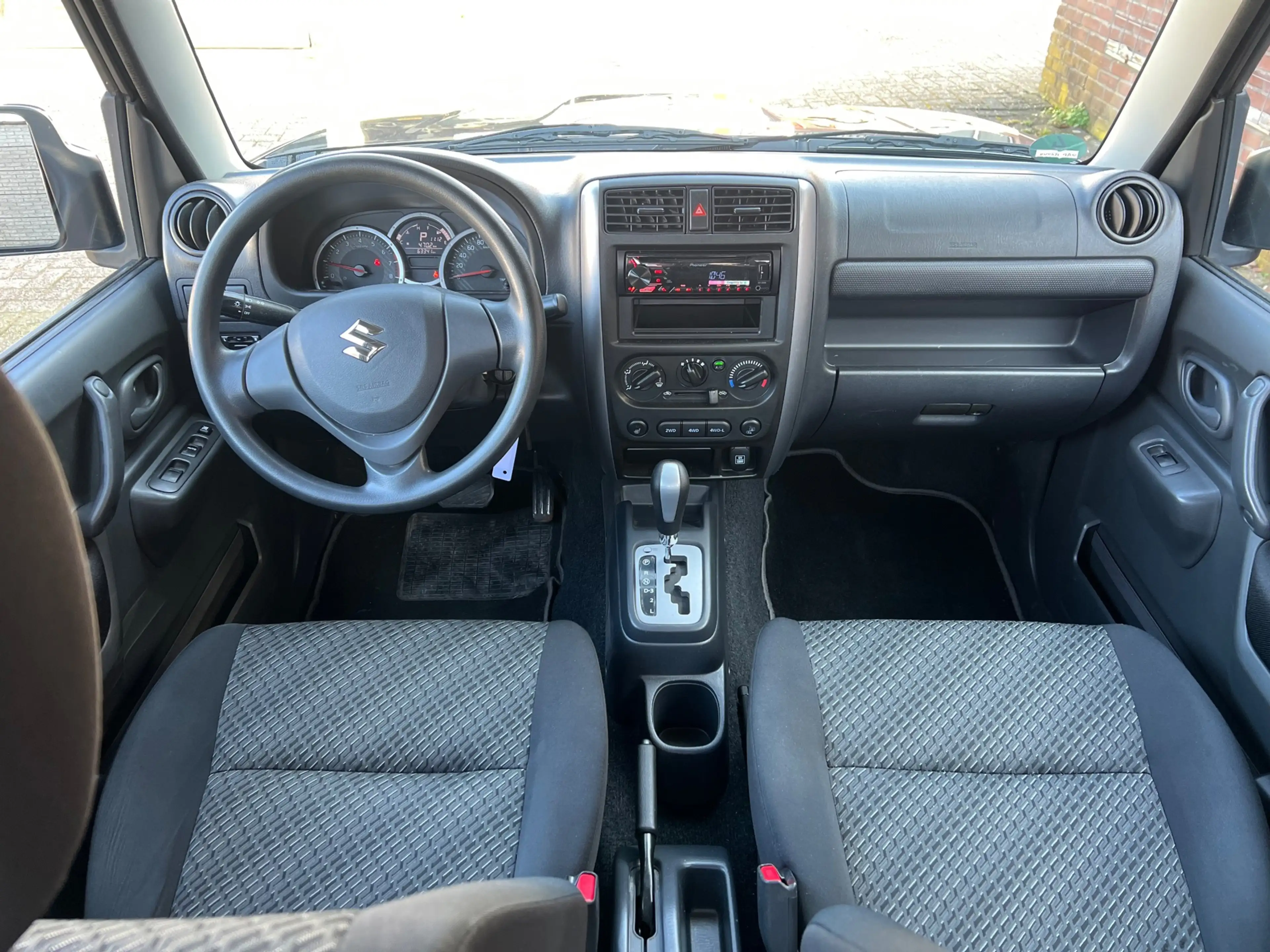 Suzuki Jimny 1.3, automaat, Trekhaak, 1e eigenaar. — photo 9