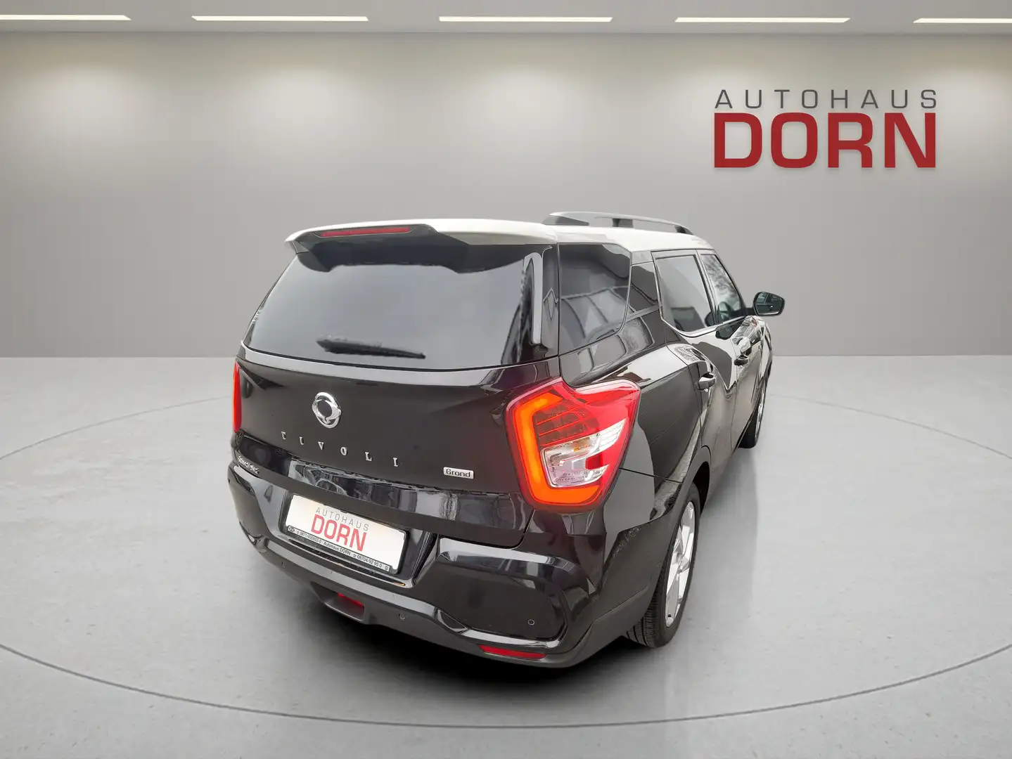 SsangYong Tivoli Grand Fizz 1.5 Start-Stopp-System RF-Kamera uvm. Fekete - 2