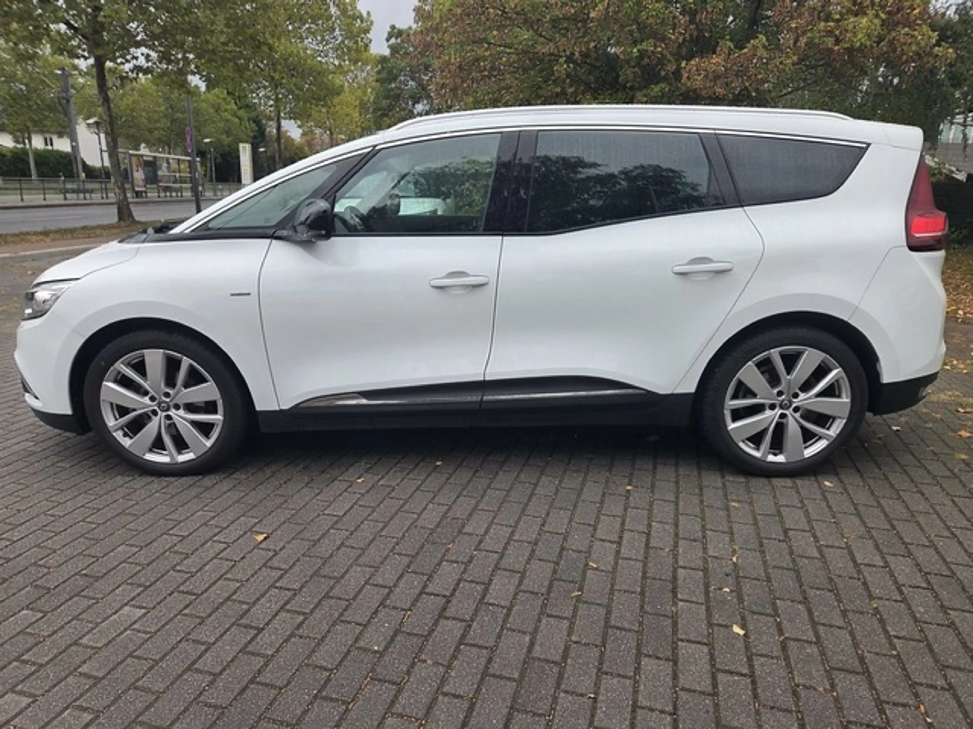 Renault Grand Scenic IV Limited Navi Sitzheizg Allwetter — photo 4