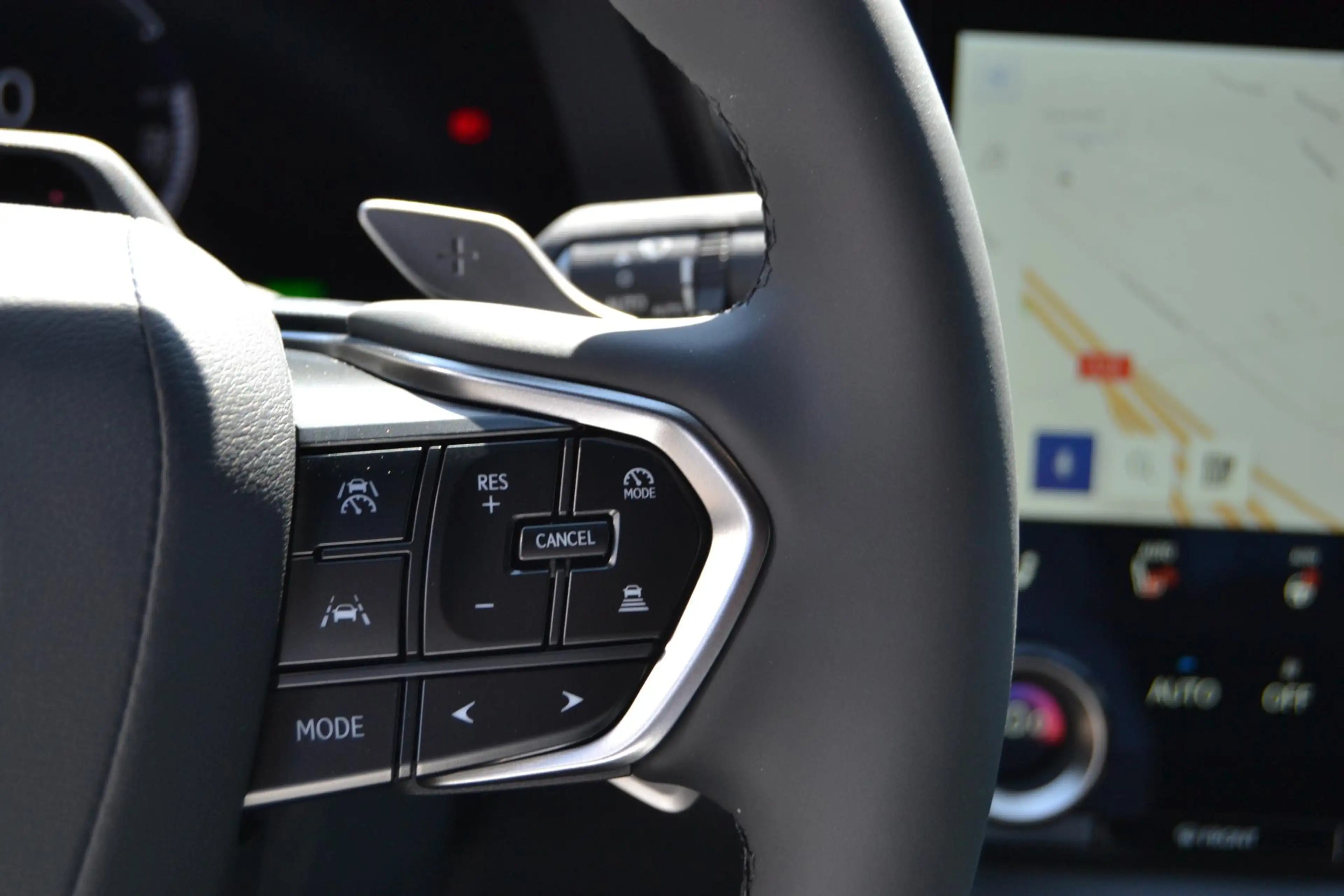 Lexus RZ 350e Luxury Line 77 kWh DIRECT LEVERBAAR 360-CAM S — photo 19
