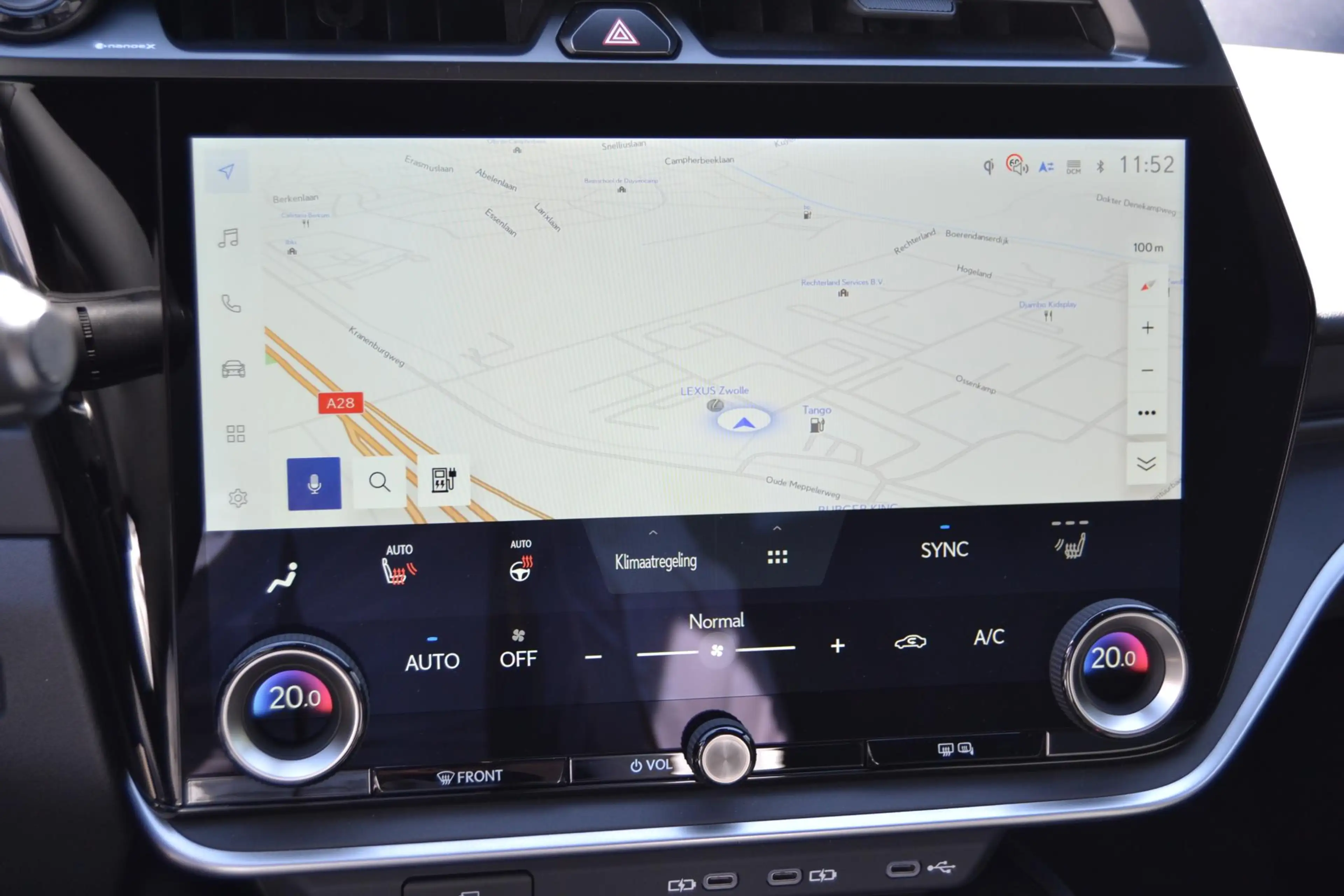 Lexus RZ 350e Luxury Line 77 kWh DIRECT LEVERBAAR 360-CAM S — photo 22