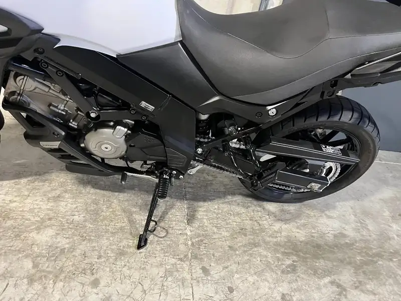 Suzuki V-Strom 650 - foto 8