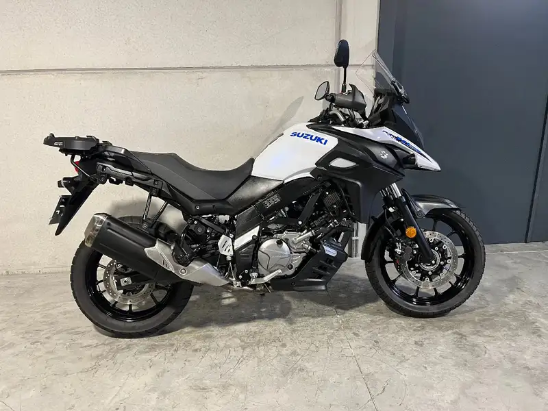 Suzuki V-Strom 650 - foto 2