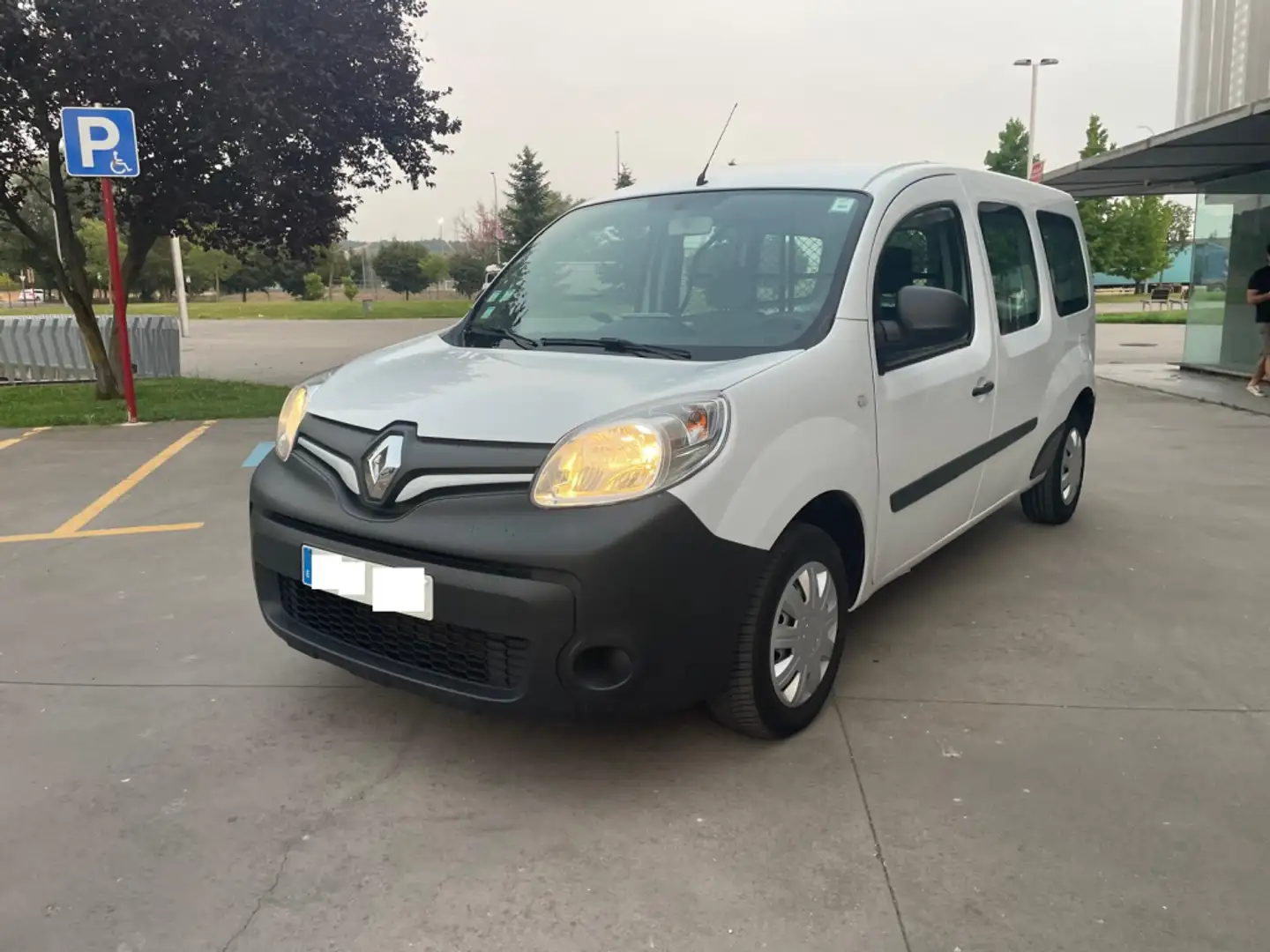 Renault Kangoo Fg. Maxi 1.5Blue dCi 70kW 2pl. Blanco - 1