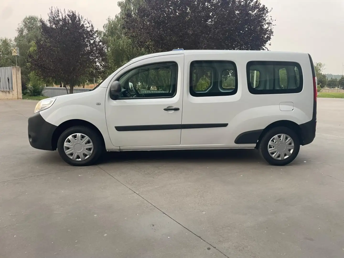 Renault Kangoo Fg. Maxi 1.5Blue dCi 70kW 2pl. Blanco - 2