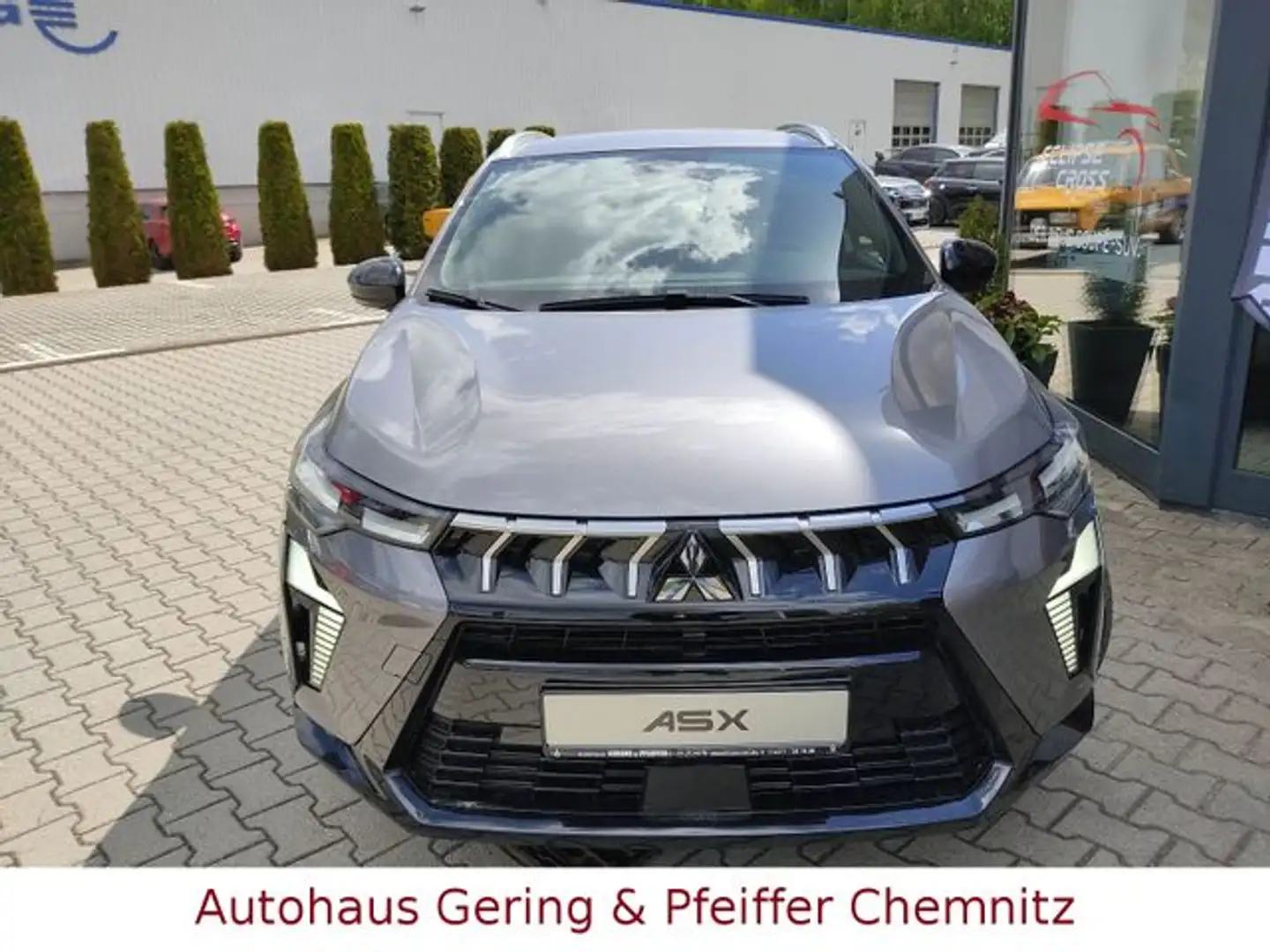 Mitsubishi ASX 1.6 Hybrid Plus  Plus Grau - 2