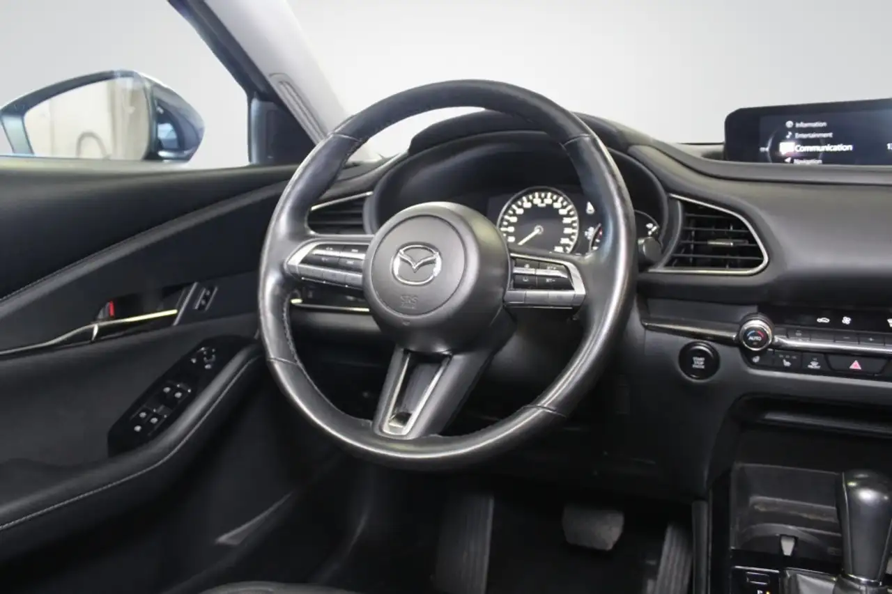 Mazda CX-30 снимка Mazda CX-30
