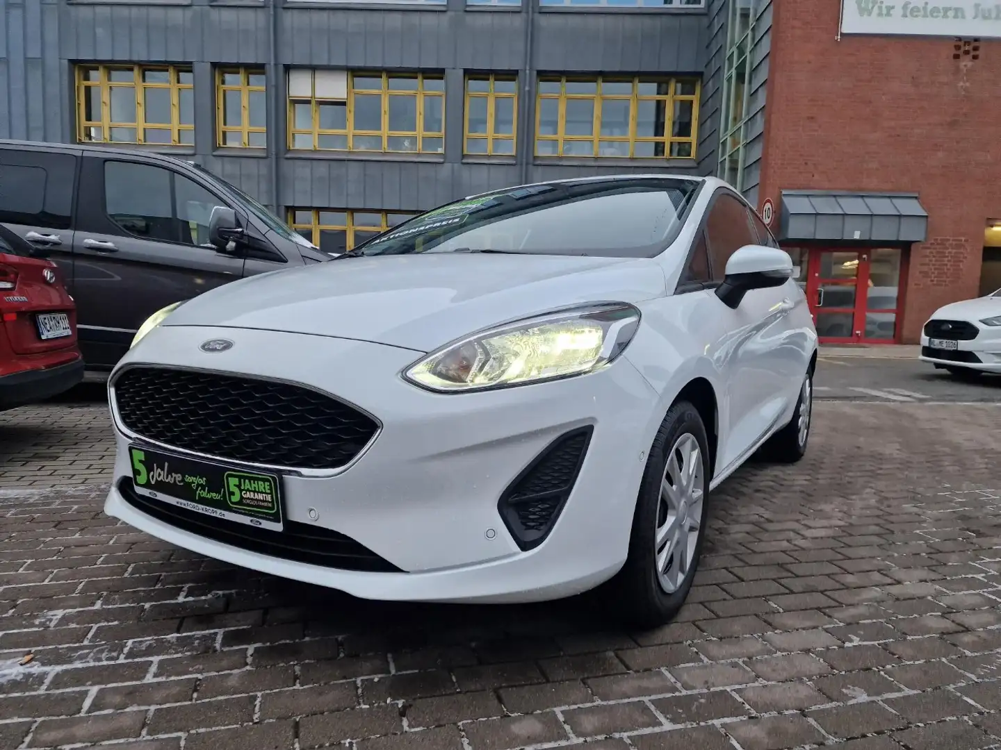 Ford Fiesta 1.1 Cool & Connect Winter-Paket Blanc - 2