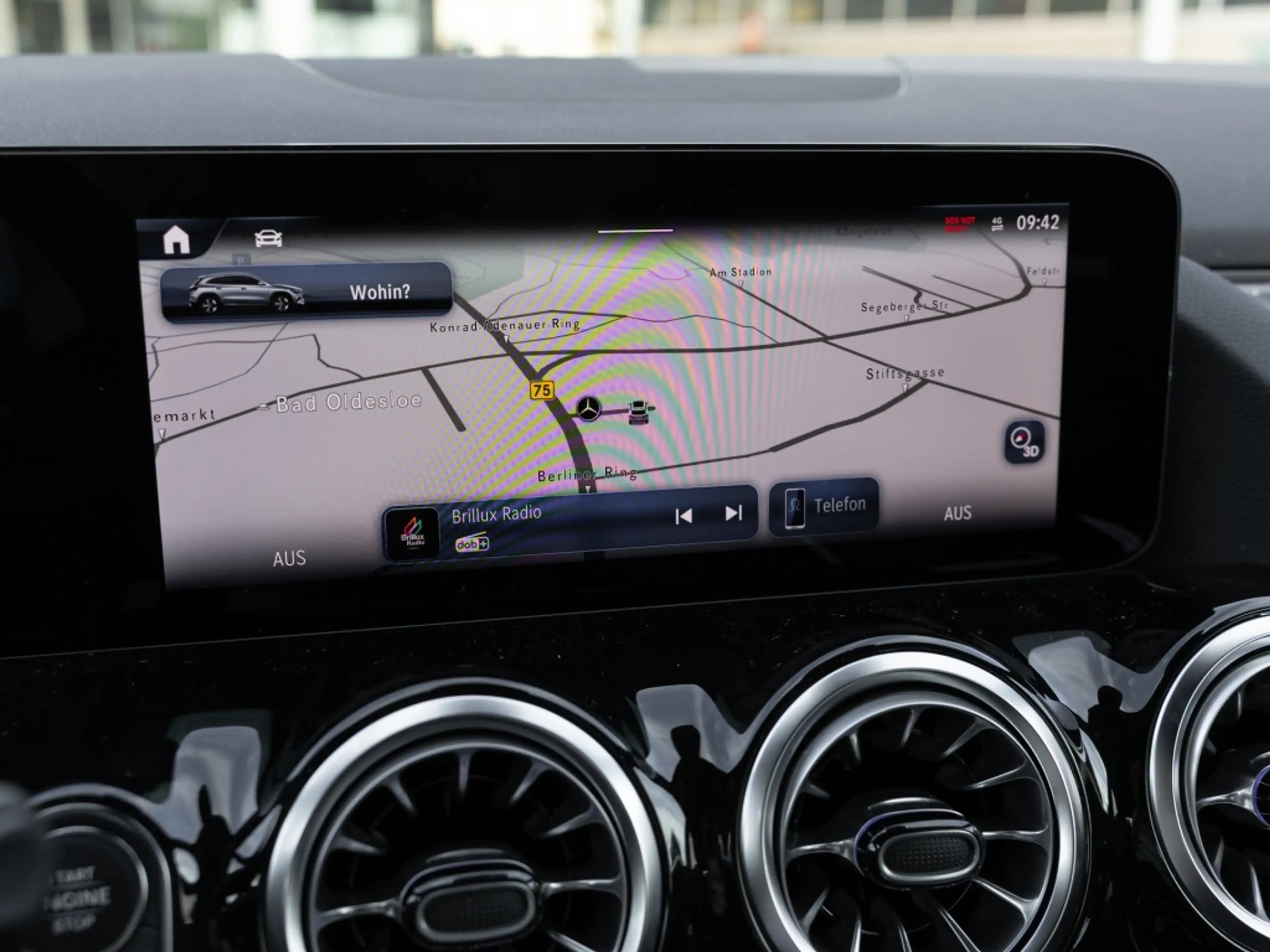 Mercedes-Benz GLA 200 d PROGRESSIVE MULTI 360 AHK DISTR KAMERA — photo 14