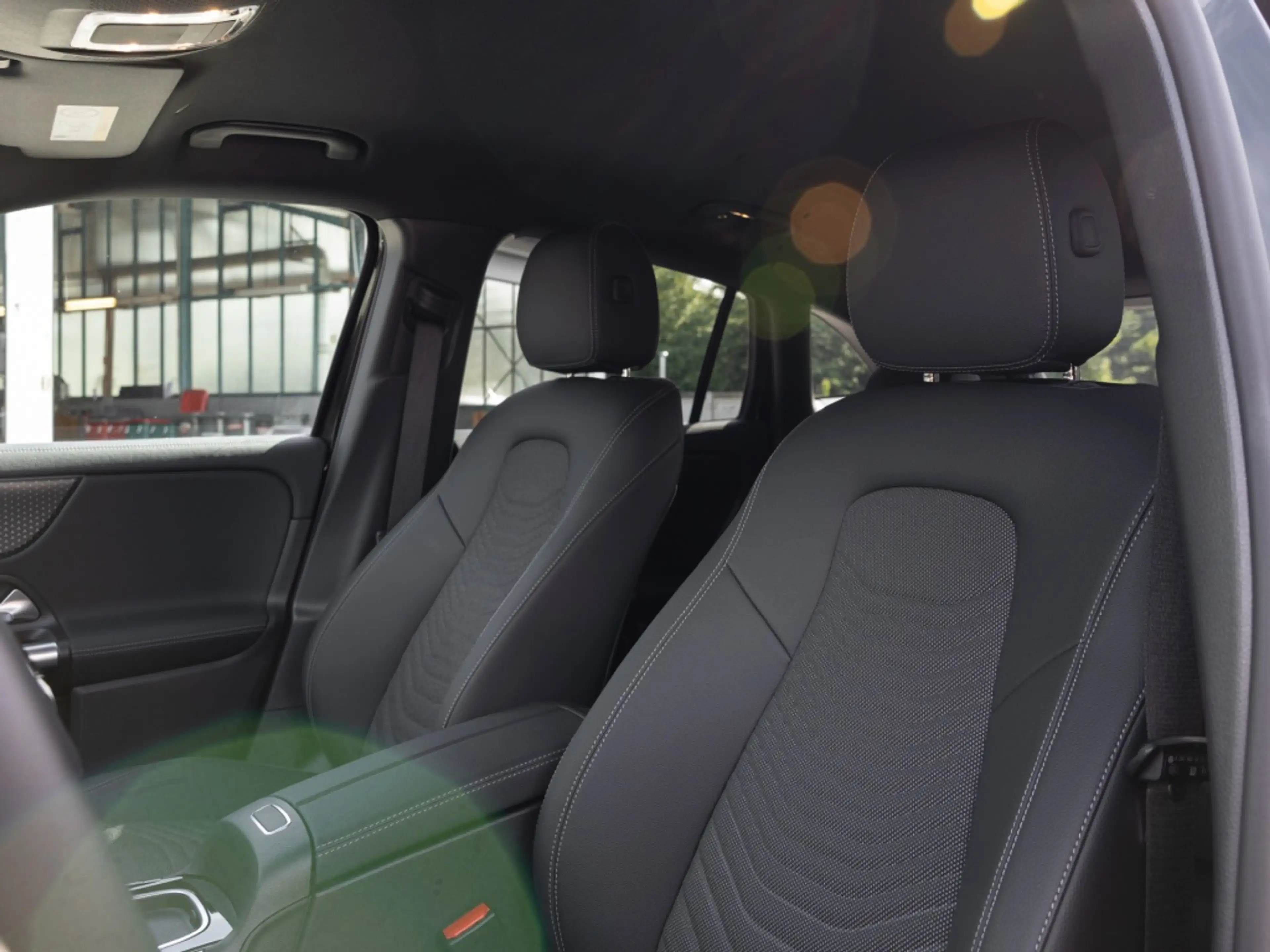 Mercedes-Benz GLA 200 d PROGRESSIVE MULTI 360 AHK DISTR KAMERA — photo 9
