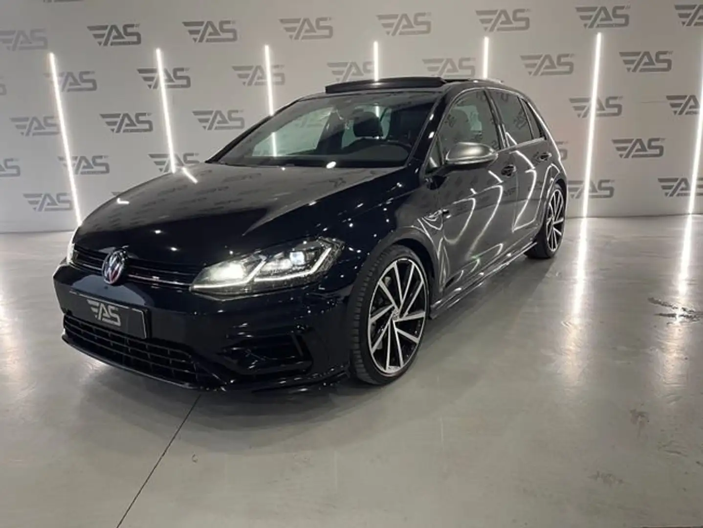 Volkswagen Golf R 2.0 TSI 228kW (310CV) 4Motion DSG Negro - 1