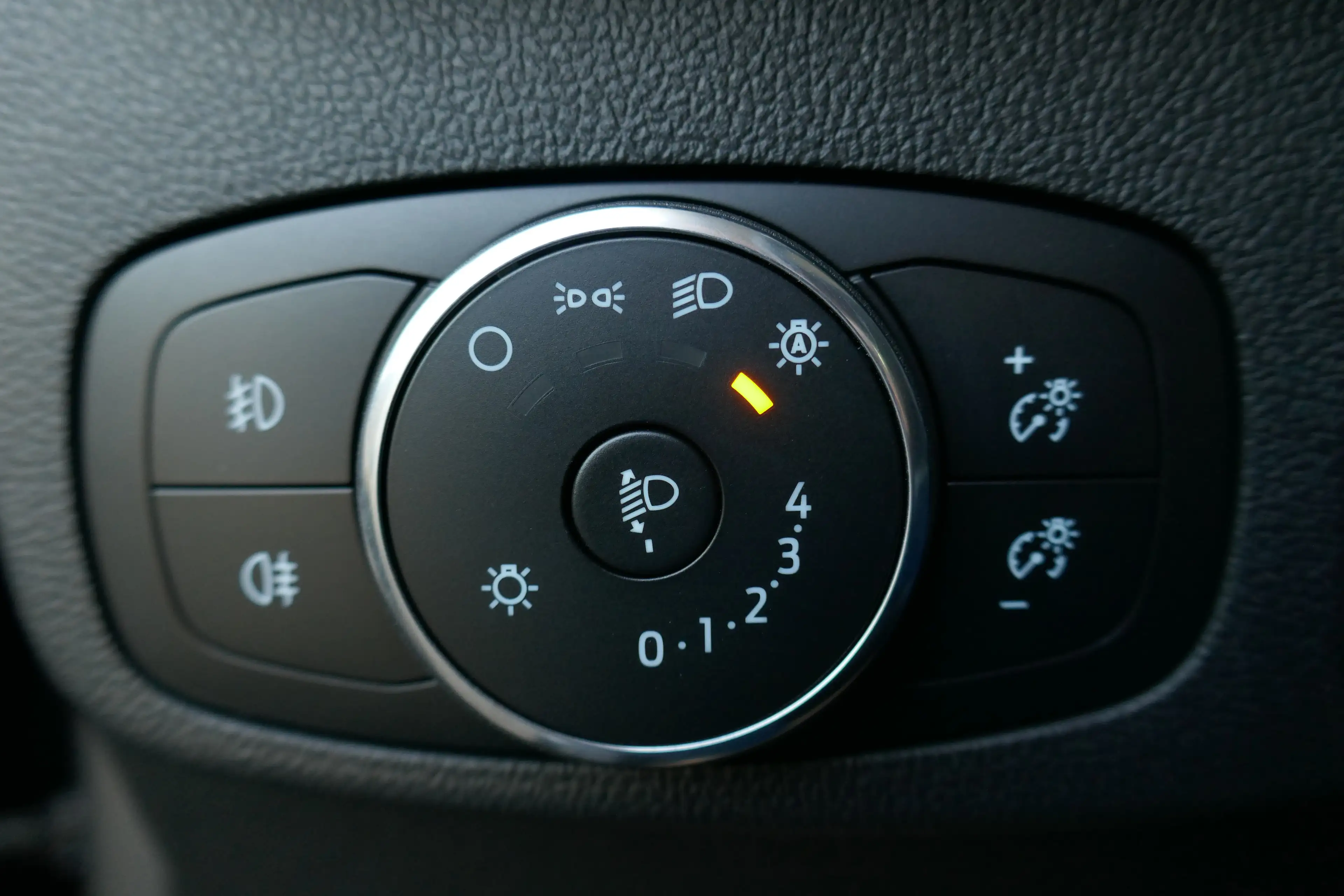 Ford Focus Cool&Connect — photo 15