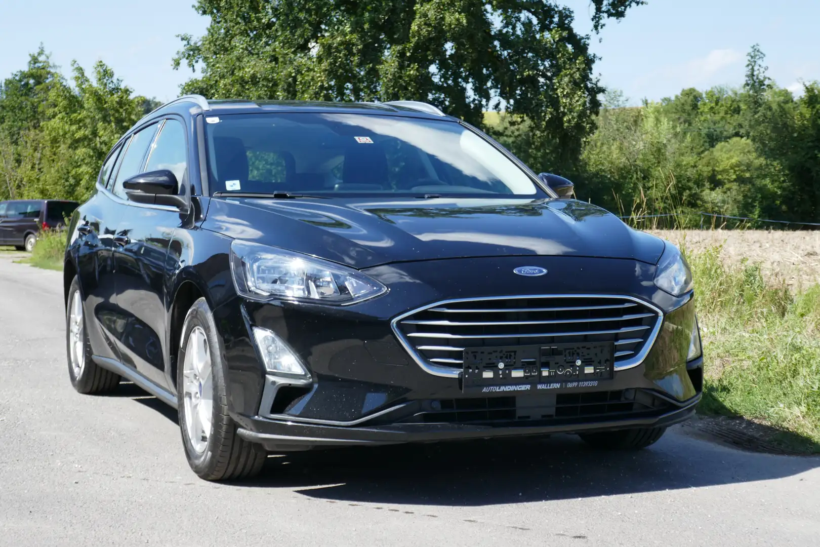 Ford Focus Cool&Connect Schwarz - 2
