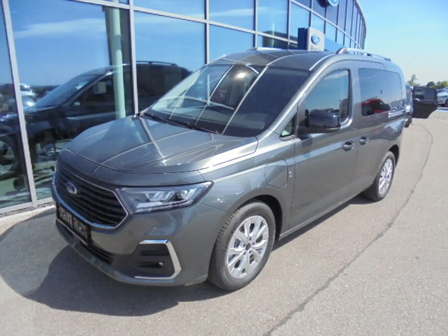 Ford Tourneo Connect PHEV Titanium 150PS Plug-In-Hybrid Grau - 1