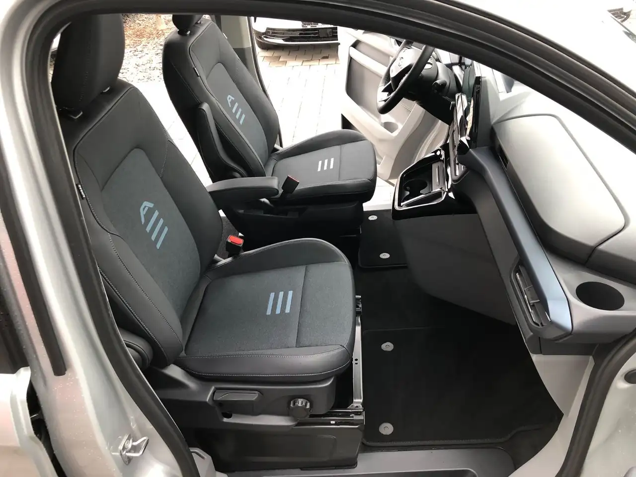 Ford Tourneo Custom 2026 — фото 15